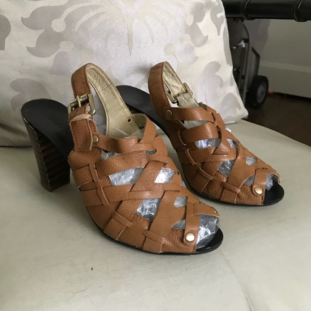 Michael Kors tan leather woven sandal heels 7.5